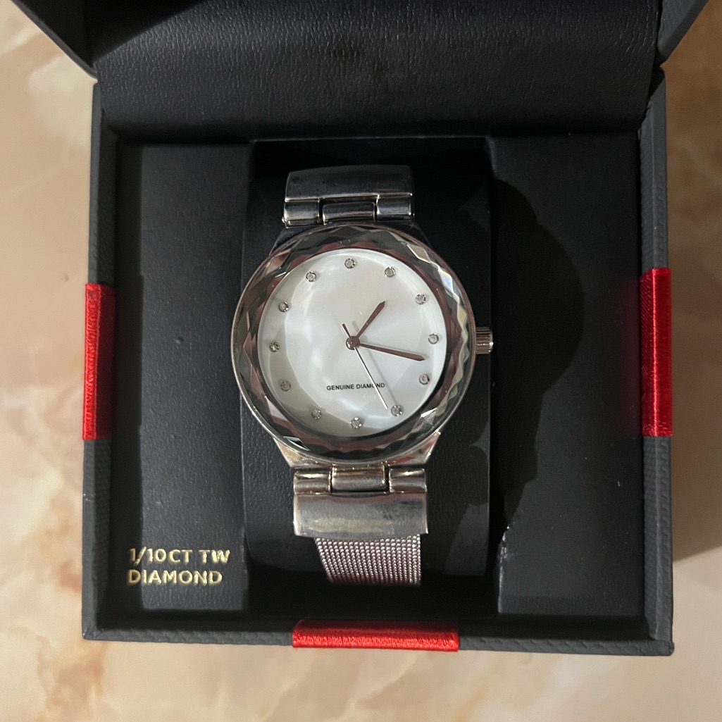 Silver Watch With Diamond Accents Silver Watch With Diamond Accents